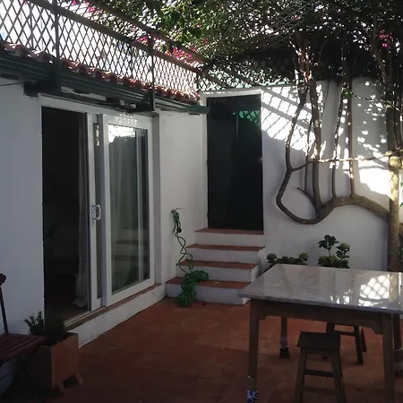 Delightful Patio Flat Lisboa