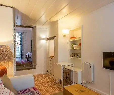 Delightful Patio Flat Apartment
